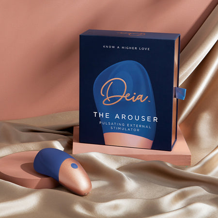 Deia The Arouser Pulsating External Stimulator Silicone Bluev